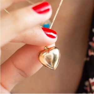 14kt Solid Gold Puffy Heart Pendant Necklace 1.9 grams